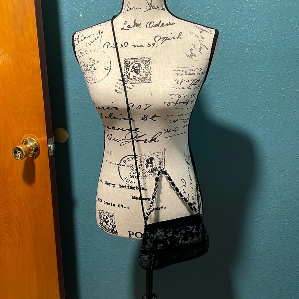 black velvet evening bag. With long fabric rope strap,It also has a small strap